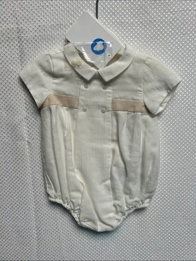 Mayoral Cream & Beige Cotton blend Short-Sleeve Button Romper.NWT